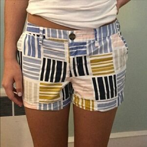 Old Navy Colorful Block Pattern Shorts Flat Front Chino Women's 6 Geometric EUC
